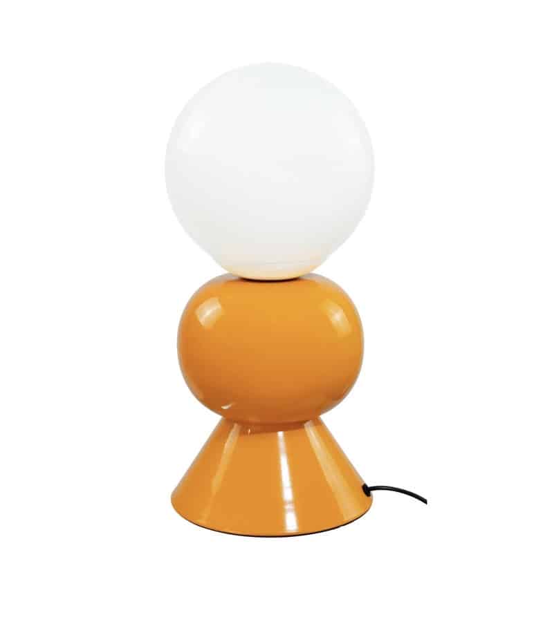 Lampe Dame Lampe à poser design rétro orange et blanc avec globe en verre opale et socle géométrique brillant.